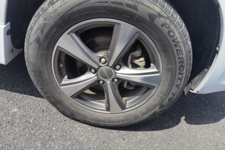 Used Haval H6 2015 Upgraded Model 1.5T Manual Two-Wheel Drive Elite Version