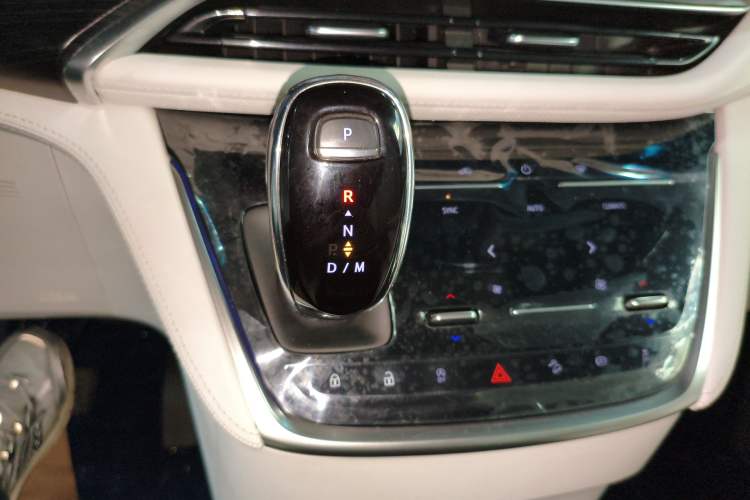 Used Buick GL8 2022 Avenir Avia Four-Seat Prestige Edition