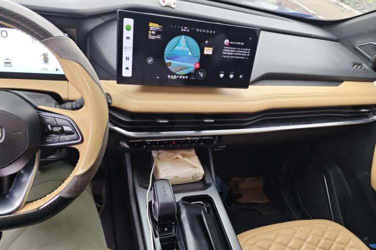 Used Geely Auto Haoyue L 2023 2.0T DCT Flagship Version

