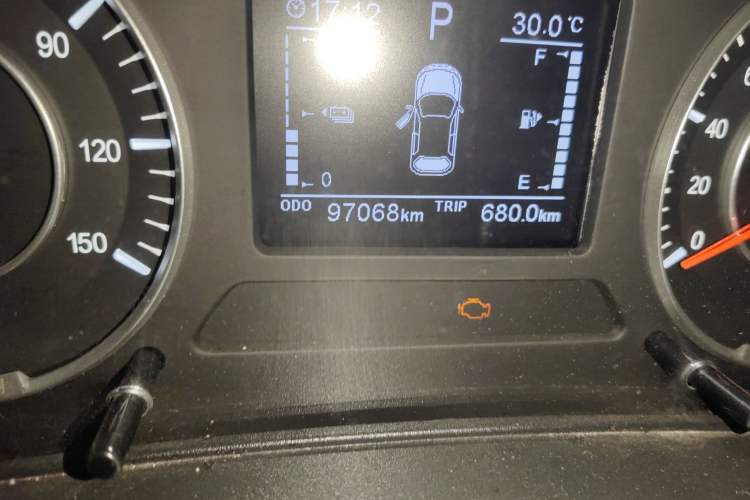 Used Dongfeng Fengon E3 2019 EVR Range-Extended Smart Model
