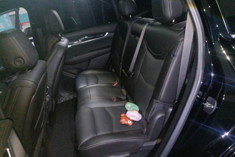 Used Cadillac XT6 2022 2.0T 7-Seater Four-Wheel Drive Luxury Version
