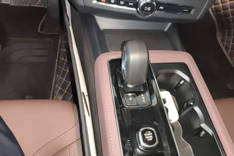 Used Volvo S90 2026 B5 Zhiyi Luxury Edition