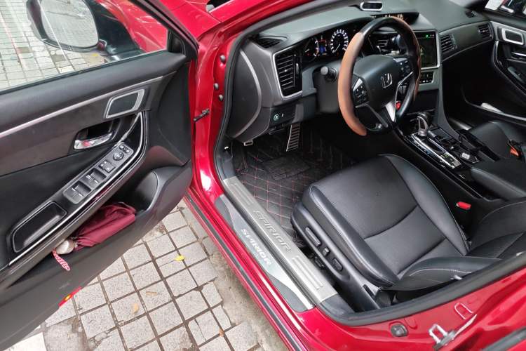 Used Honda Spirior 2015 2.0L Prestige Edition
