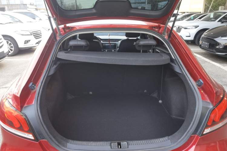 Used MG 6 2017 20T Automatic Luxury Smart Connect Version China V Standard
