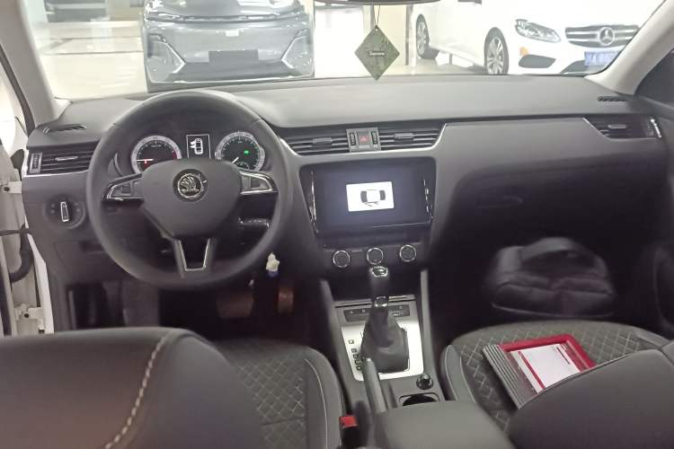 Used Skoda Octavia 2019 TSI230 DSG SmartDrive Luxury Edition China V Standard
