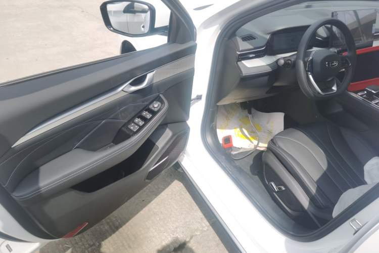 Used Geely Auto Preface 2026 Model Oriental Yao 1.5TD Kunlun Edition
