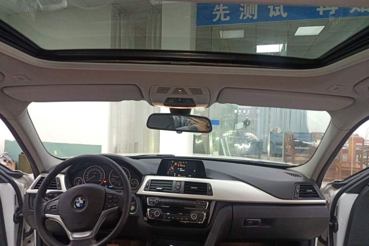 Used BMW 3 Series 2016 320Li Fashion Model
