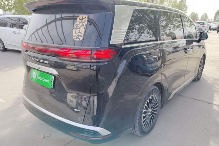 Used Denza D9 2022 DM-i 1040 Prestige Model Rear Right 45 Deg