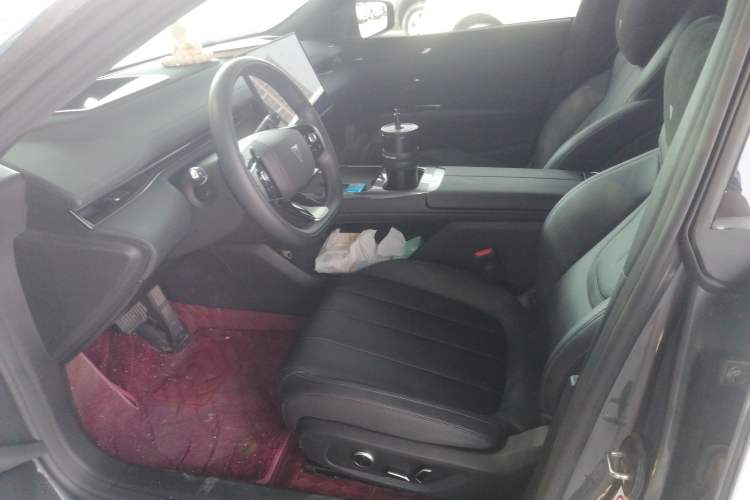 Used Deepal L07 2024 230Max Range-Extended Version Left Front Seat