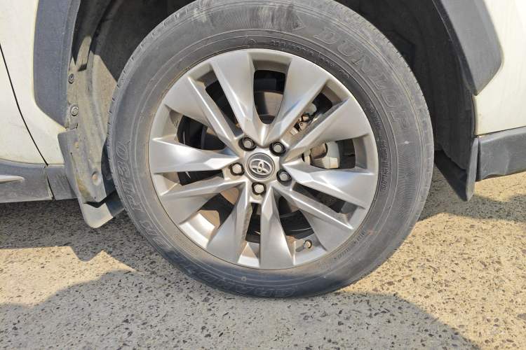 Used Toyota Wildlander 2022 Dual-Engine 2.5L E-CVT Two-Wheel Drive Luxury PLUS Edition
