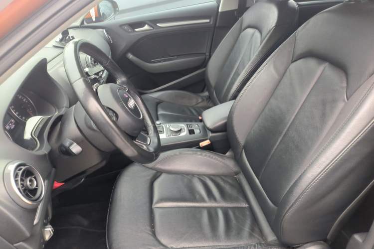 Used Audi A3 2014 Sportback 35 TFSI Automatic Comfort Model
