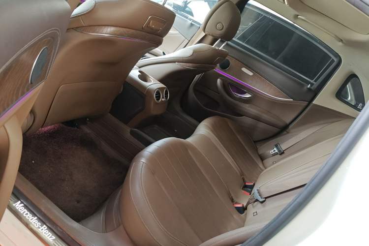 Used Mercedes-Benz E-Class 2016 E 300 L Stylish Model Left Rear Seat