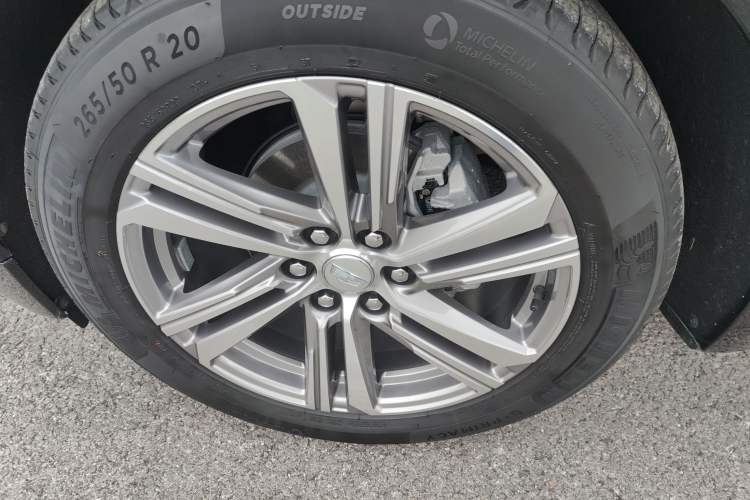 Used Cadillac LYRIQ 2022 Rear-Drive Long-Range Luxury Edition