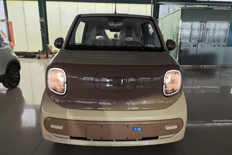 Used Bestune Pony 2026 222km Colorful Horse
