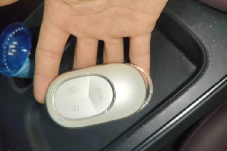 Used Nio ET5T 2023 75 kWh Touring Interior 1