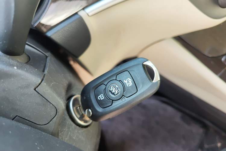 Used Buick Verano 2018 Sedan 15S Automatic Entry Model Vehicle Key
