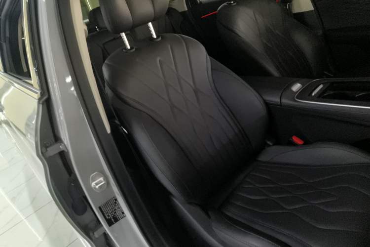 Used Chery Fengyun A8L 2025 1.5 TGDI 145 km Luxury Version