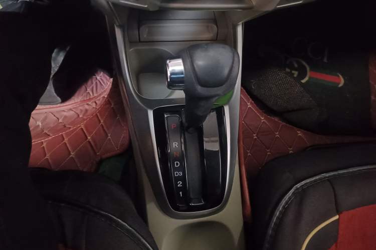 Used Honda City Classic 2008 1.5L Automatic Elite Edition Gear Lever