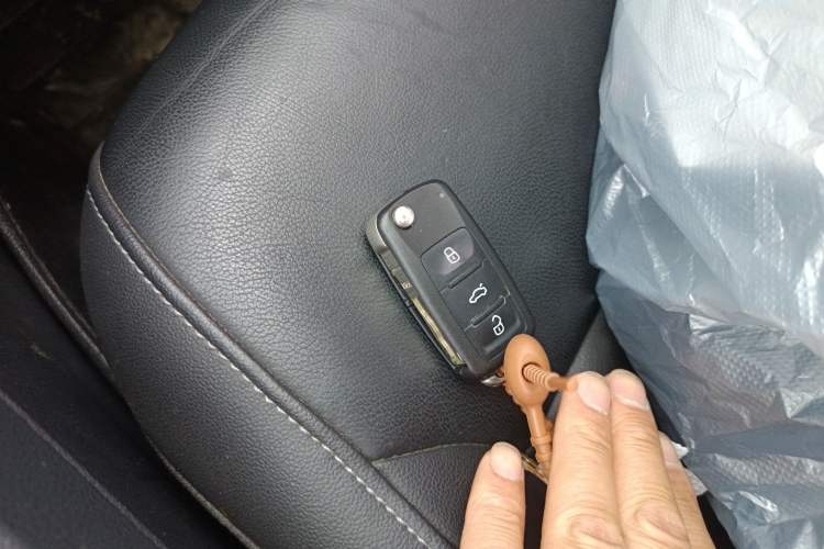 Used Volkswagen Sagitar 2018 1.6L Automatic Comfort Model Vehicle Key