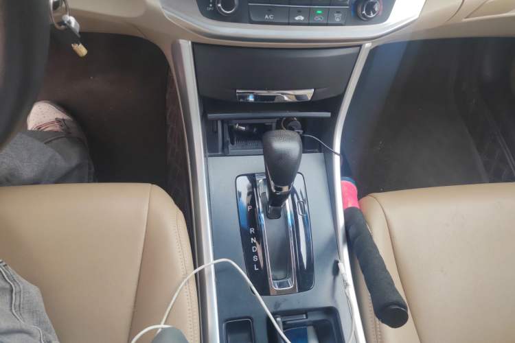 Used Honda Accord 2015 2.0L LX Comfort Edition
