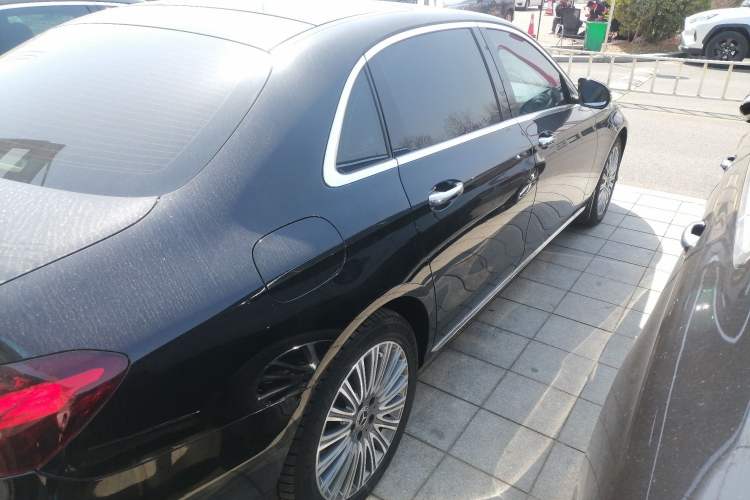 Used Mercedes-Benz E-Class 2023 Updated E 300 L Fashion Edition Rear Right 45 Deg