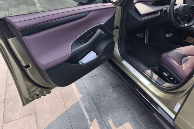 Used Xiaomi Auto SU7 2024 Four-Wheel Drive Ultra-Long Range Advanced Intelligent Driving Max Edition
