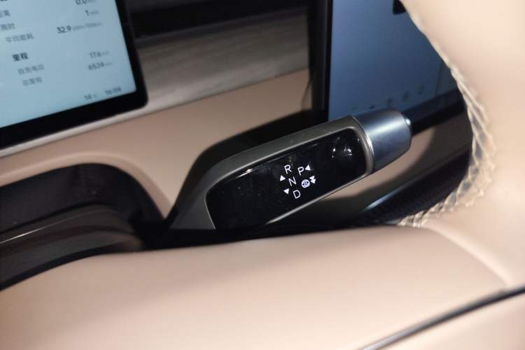 Used XPeng X9 2025 740 Ultra-Long Range Max