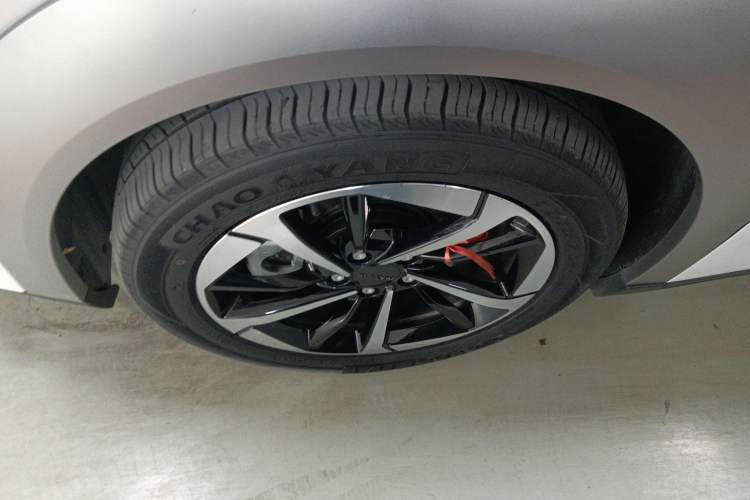 Used AION Y 2023 Younger Star Edition