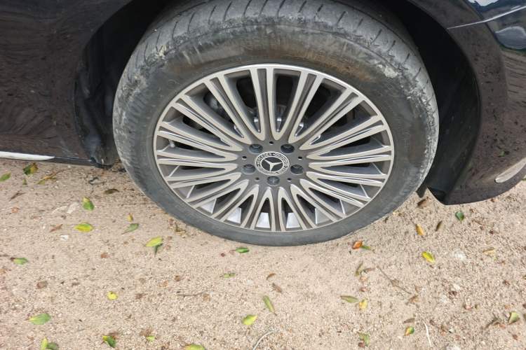 Used Mercedes-Benz E-Class 2023 Facelift E 260 L