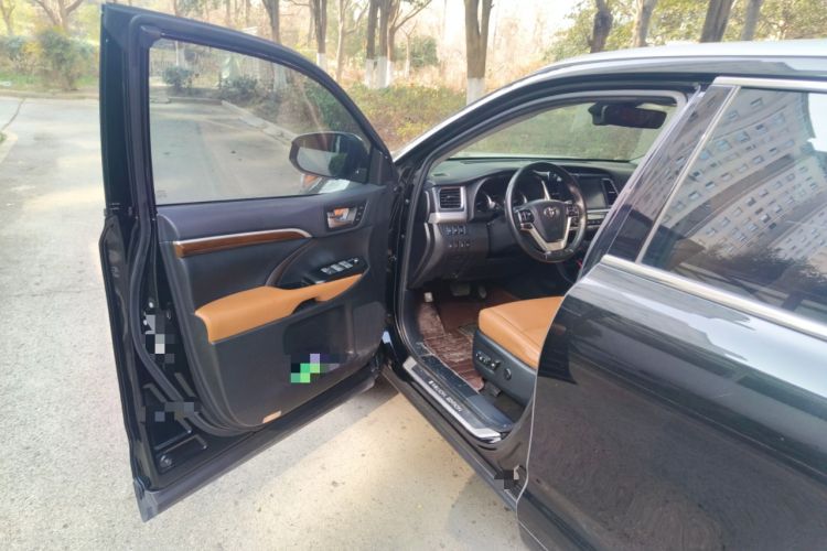 Used Toyota Highlander 2020 2.0T Four-Wheel Drive Millionth Anniversary Edition 7 Seats
