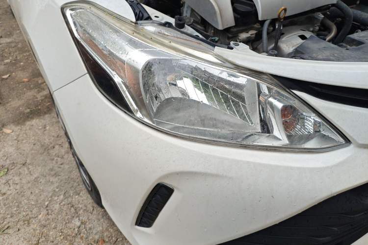 Used Toyota Vios 2017 1.5L CVT Innovation Edition Right Front Headlight