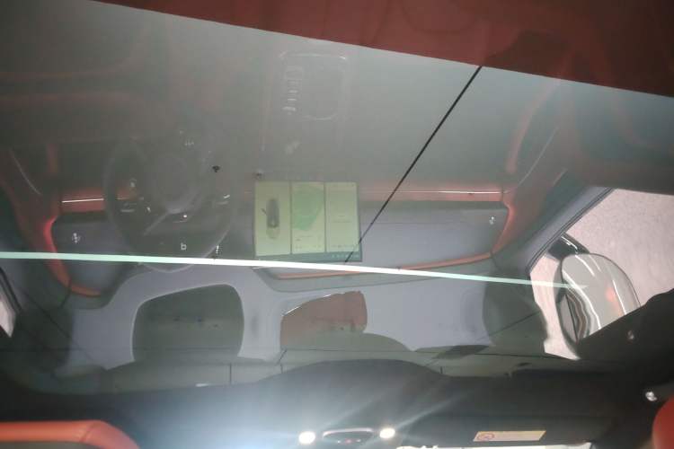 Used Xiaomi Auto SU7 2024 Four-Wheel Drive Ultra-Long Range Advanced Intelligent Driving Max Edition Headliner