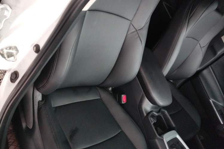 Used Toyota Wildlander 2022 2.0L CVT Two-Wheel Drive Leading Edition Right Front Seat