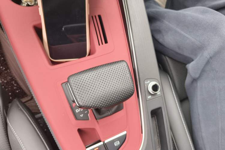 Used Audi A4L 2024 40 TFSI Luxury Dynamic Edition
