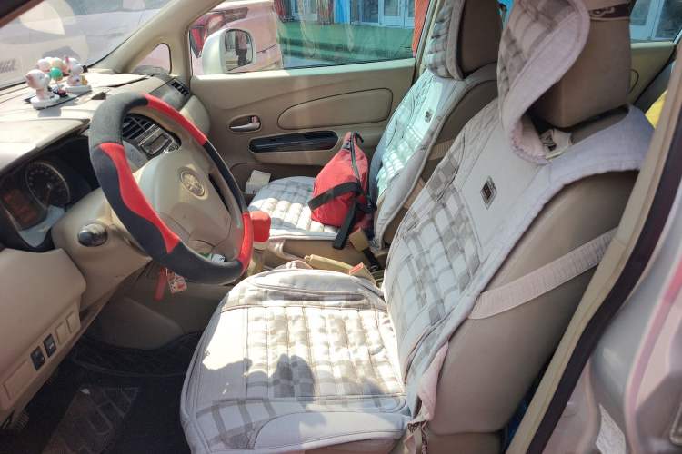 Used Venucia D50 2012 1.6L Manual Comfort Edition