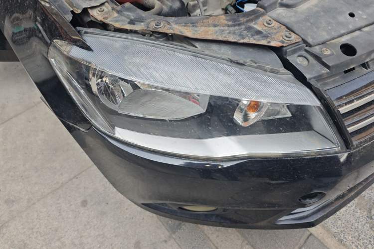 Used Volkswagen Jetta 2015 1.6L Manual Comfort Model Right Front Headlight