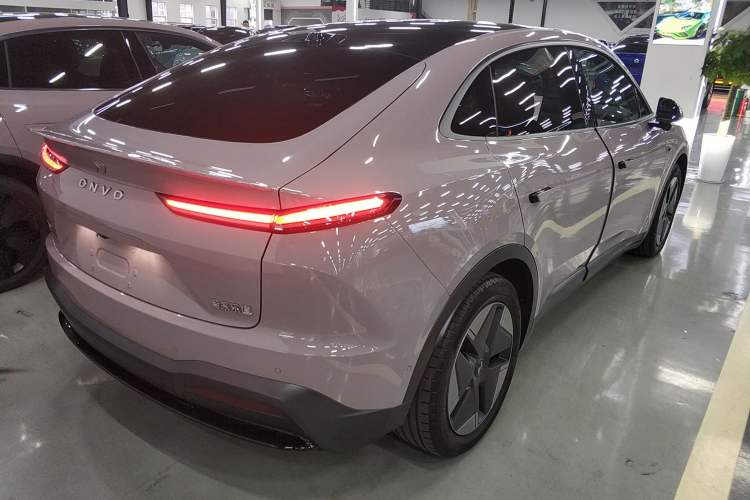 Used ONVO L60 2024 60 kWh Rear-Drive Version
