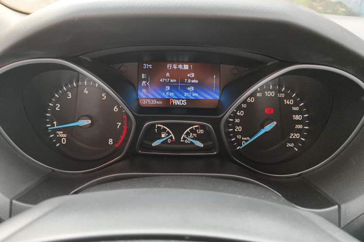 Used Ford Focus 2018 Sedan Classic EcoBoost 180 Automatic Elite Model Instrument Cluster