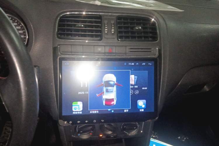 Used Volkswagen Polo 2016 1.6L Automatic Comfort Model
