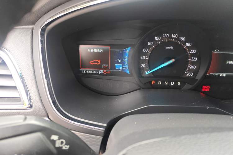 Used Ford Taurus 2017 EcoBoost 245 Fashion Edition Odometer Close Up