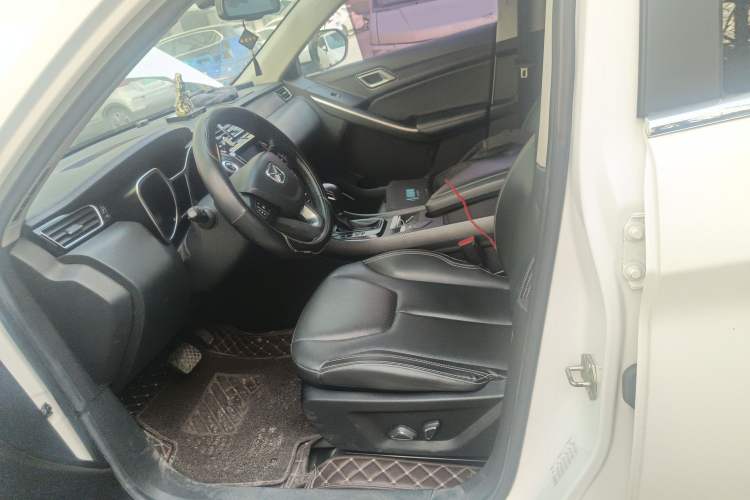 Used JMC Yusheng S330 2016 1.5L GTDi Automatic Two-Wheel Drive Prestige Edition
