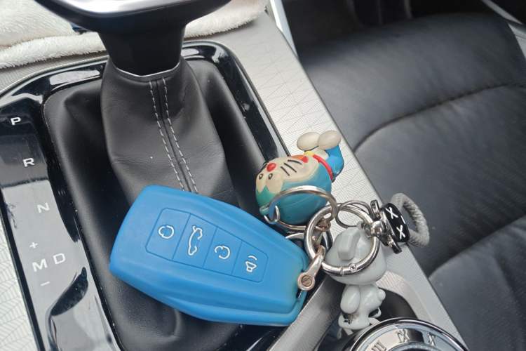 Used Geely Auto Emgrand 2022 4th Generation 1.5L CVT Luxury Model Vehicle Key