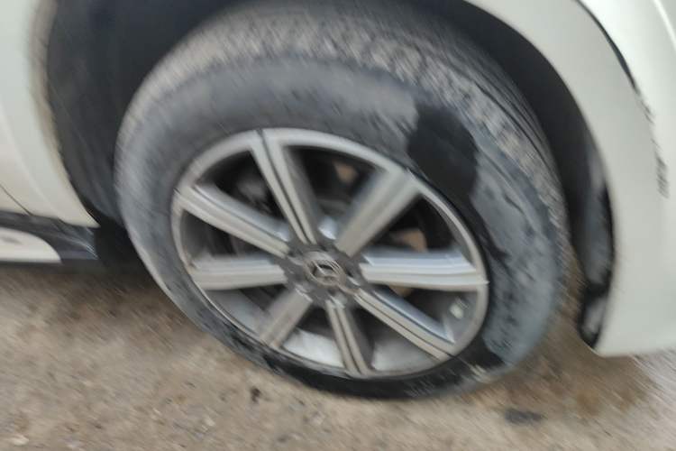 Used Mercedes-Benz GL-Class 2014 GL 350 CDI 4MATIC Right Front Wheel Hub