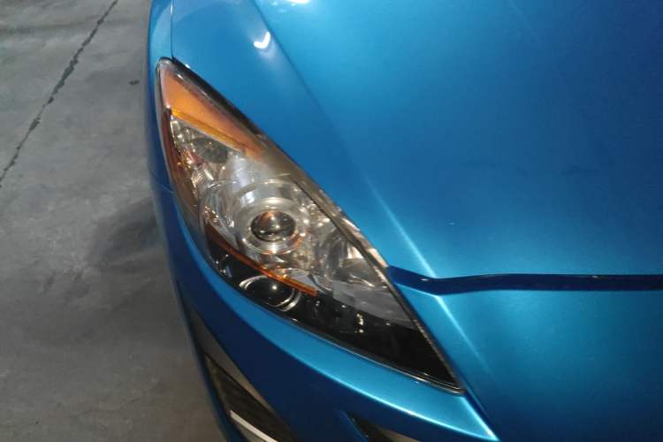 Used Mazda 3 2013 Hatchback 1.6L Automatic Elite Model Right Front Headlight