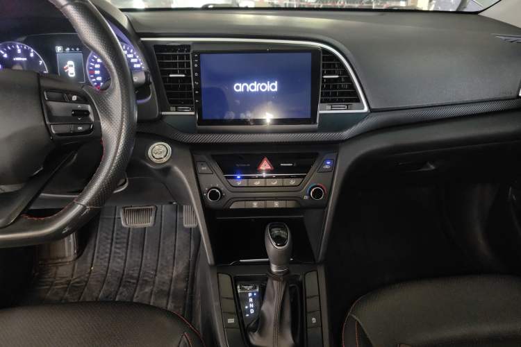 Used Hyundai Elantra (6th Generation / Lingdong) 2018 1.4T Dual-Clutch Xuan Dong · Dynamic Edition Audio And AC Panel