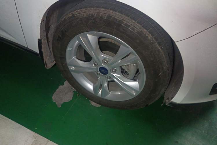 Used Ford Focus 2015 Sedan 1.6L Automatic Comfort Model