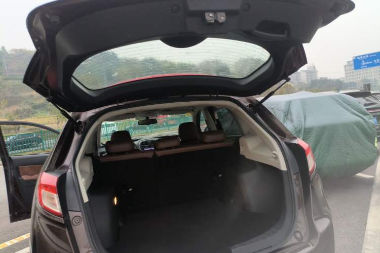 Used GAC Trumpchi GS5 2013 1.8T Automatic Two-Wheel Drive Luxury Edition
