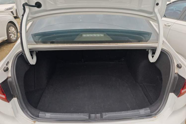 Used Volkswagen Lavida 2024 1.5L Automatic DeYi Edition Trunk