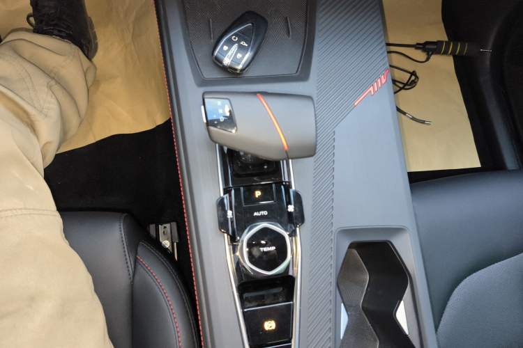 Used Oshan Z6 2022 Blue Whale 1.5T DCT Smart Edition
