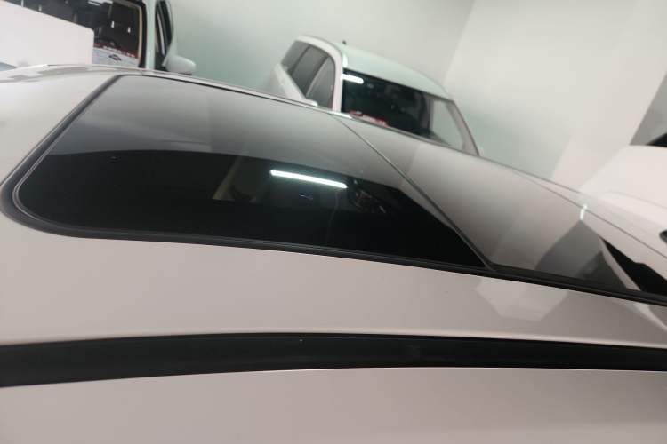 Used CHANGAN OSHAN X5 2021 1.5T DCT Prestige Edition Roof